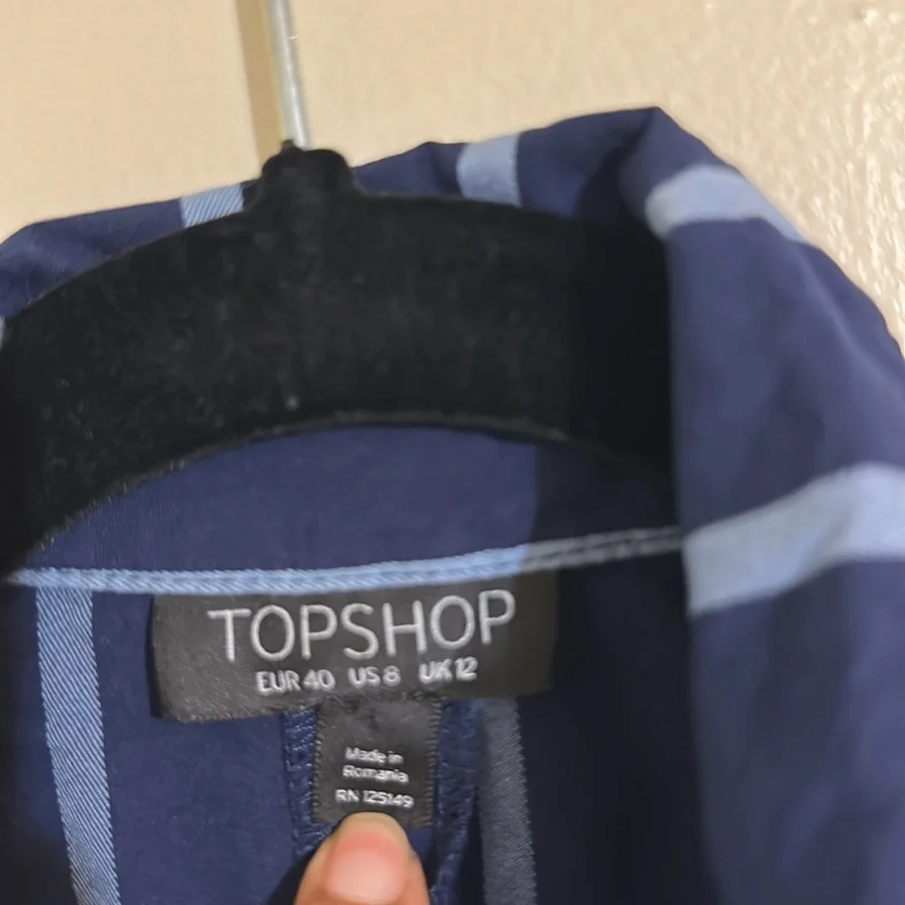 Top Shop Striped Long Sleeve Back Slit Button down Shirt - Picture 3 of 5